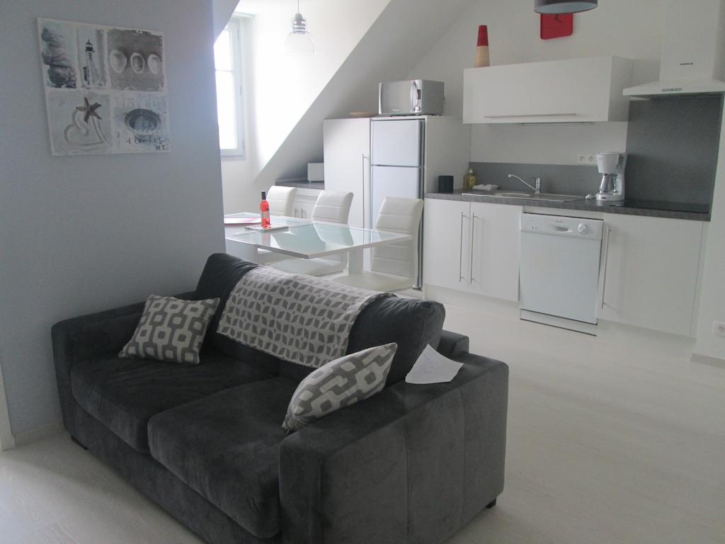 De La Aparthotel 3*